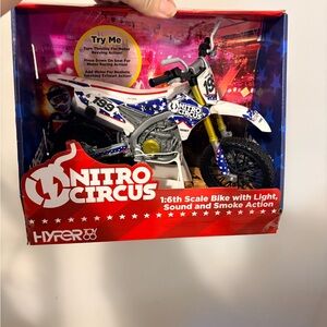 Nitro Circus 1:6 Scale Bike | Light Sound Smoke | New in Box